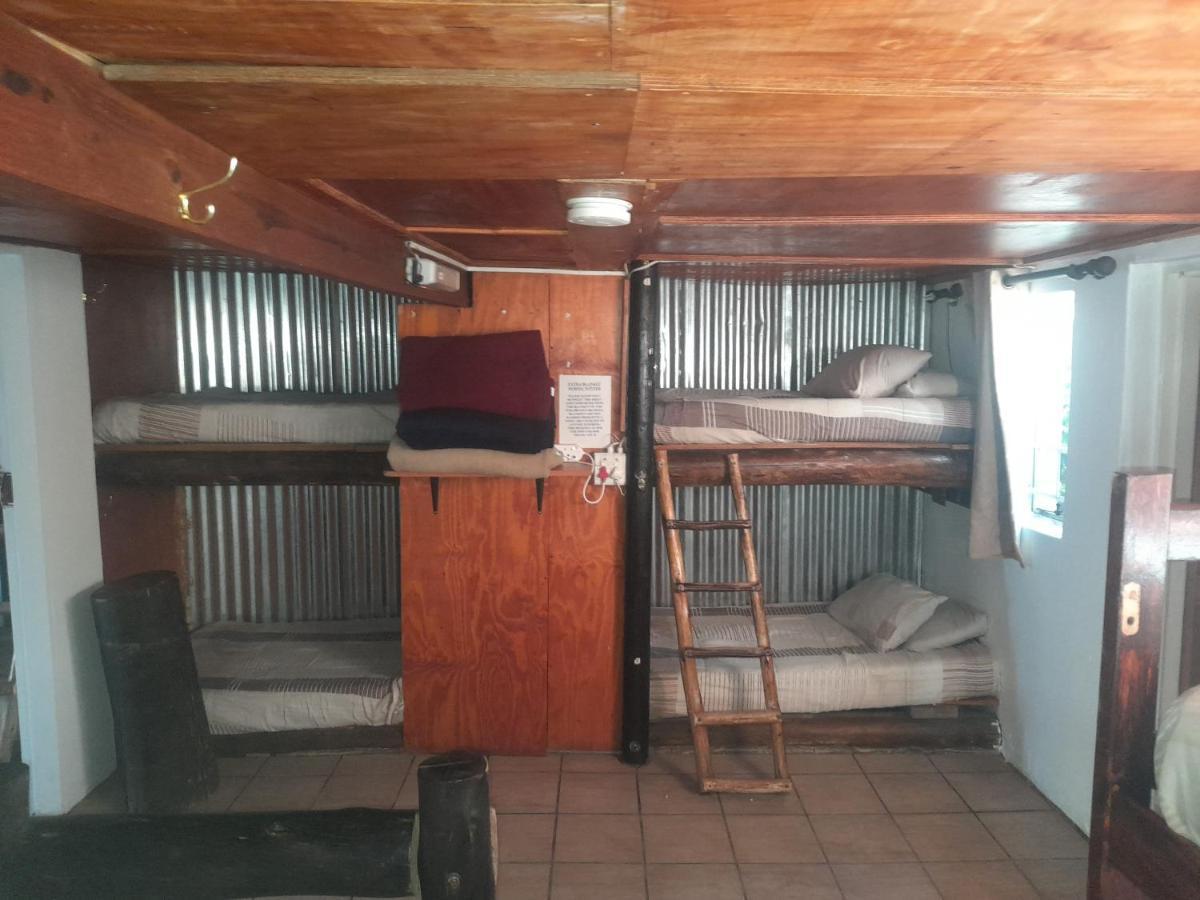 1322 Backpackers International Pansiyon Pretoria-Noord Dış mekan fotoğraf