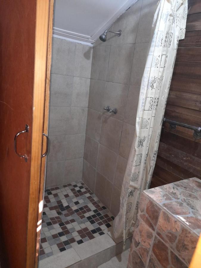 1322 Backpackers International Pansiyon Pretoria-Noord Dış mekan fotoğraf