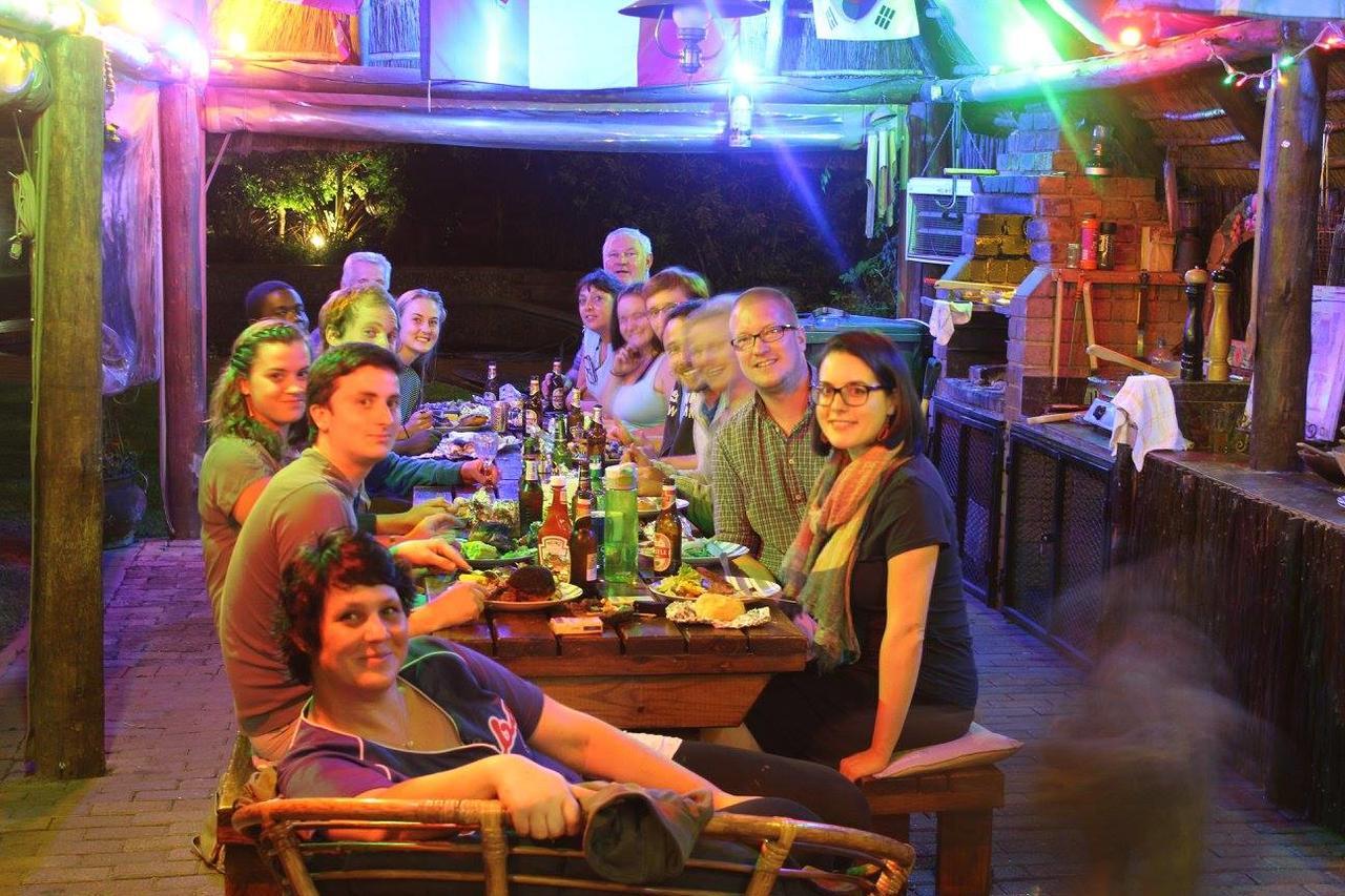 1322 Backpackers International Pansiyon Pretoria-Noord Dış mekan fotoğraf